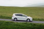 Toyota Prius + 2015 года (UK)